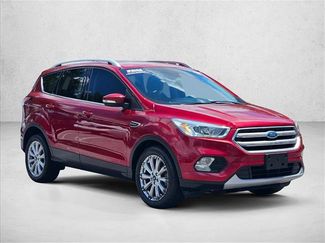 Used 2017 Ford Escape Titanium FWD video 3