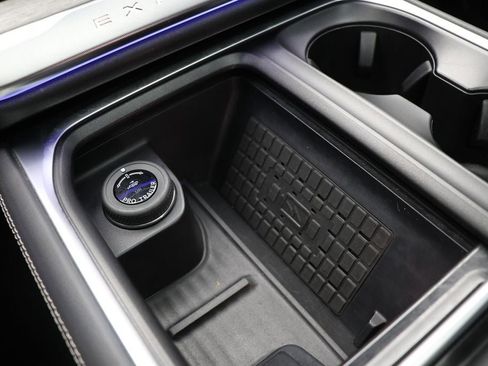 Used 2025 Ford Expedition Max Platinum w/ Driver's Package image 27