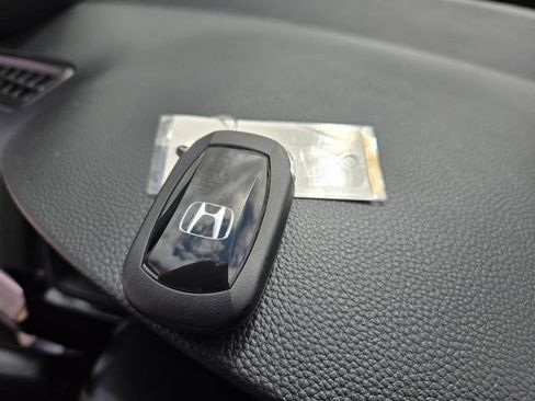 Used 2023 Honda Civic Sport image 31