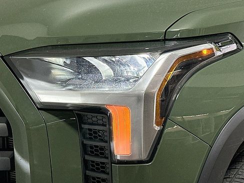 Used 2023 Toyota Tundra SR5 w/ SR5 Premium Package AWD/4WD image 24