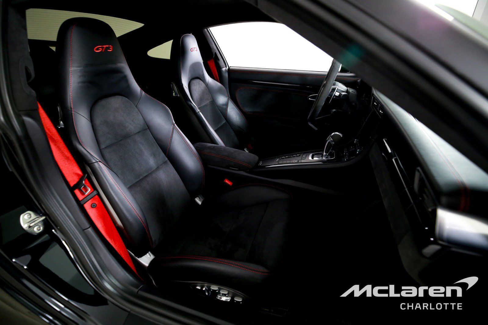 Used 2018 Porsche 911 GT3 RWD image 19