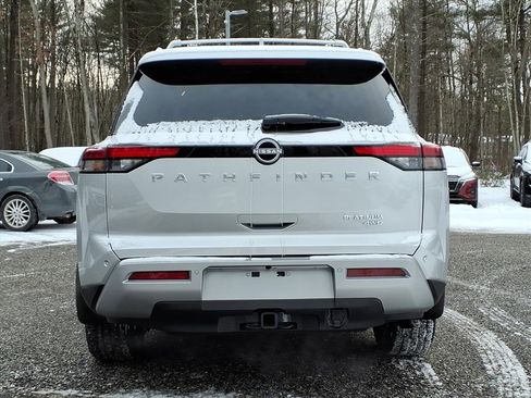 New 2025 Nissan Pathfinder Platinum w/ Cargo Package image 5