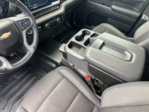 Used 2024 Chevrolet Silverado 1500 LT w/ Work Truck Package AWD/4WD image 9