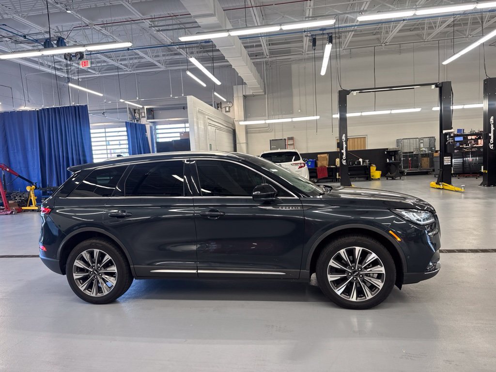 Used 2020 Lincoln Corsair Reserve w/ Equipment Group 201A AWD/4WD image 4