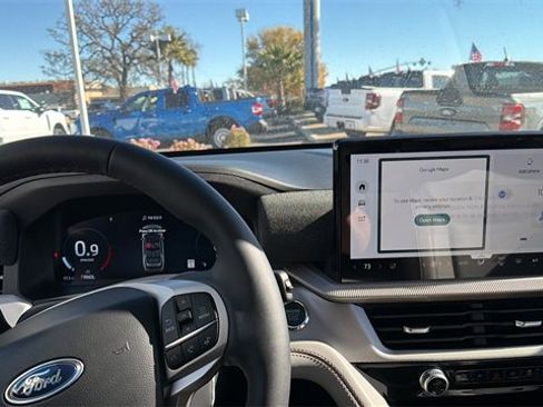 New 2026 Ford Explorer Active image 11