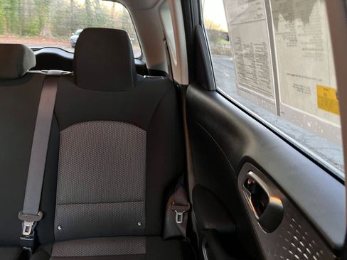 Used 2025 Kia Soul LX w/ LX Technology Package image 35