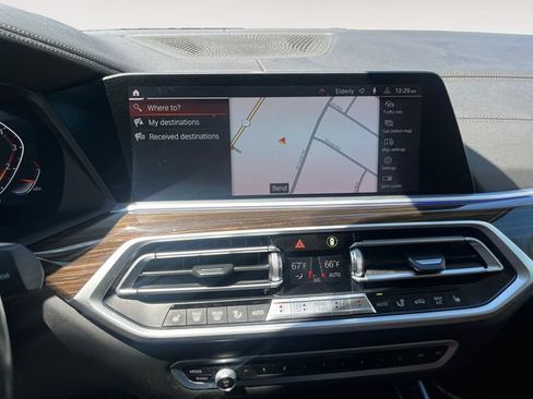 Used 2019 BMW X7 xDrive40i w/ Premium Package AWD/4WD image 15