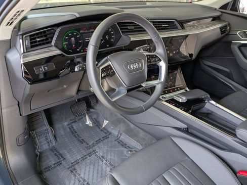 Used 2024 Audi Q8 e-tron Premium Plus w/ Premium Plus Package AWD/4WD image 15