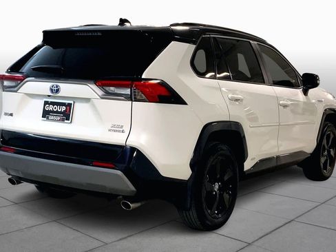 Used 2020 Toyota RAV4 XSE image 12