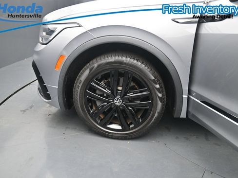 Used 2022 Volkswagen Tiguan SE R-Line FWD image 14