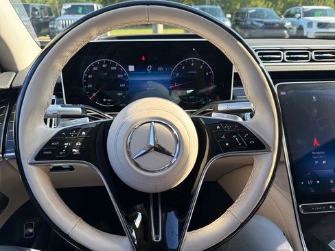 Certified 2022 Mercedes-Benz S 500 4MATIC image 38
