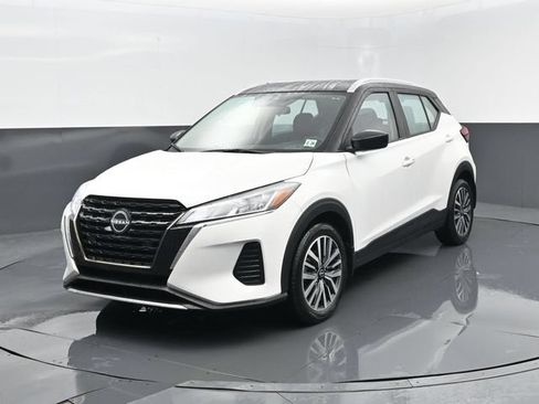 Used 2023 Nissan Kicks SV FWD image 21