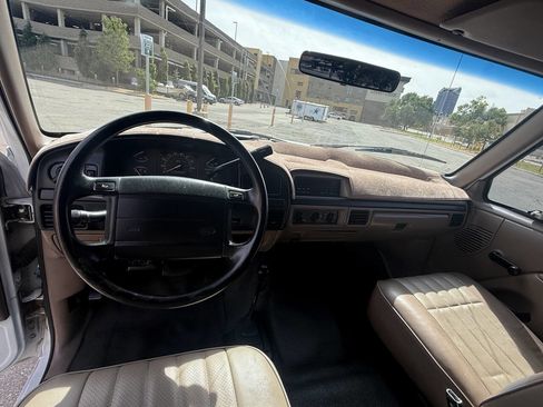 Used 1996 Ford Bronco XLT image 22