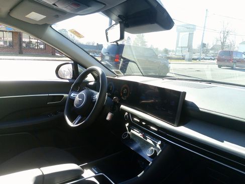 Used 2025 Hyundai Sonata SEL image 21