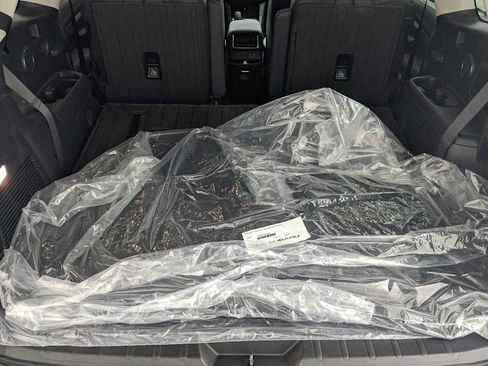 New 2025 Subaru Ascent Limited image 28