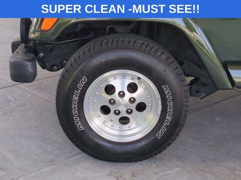 Used 1998 Jeep Wrangler Sahara image 10