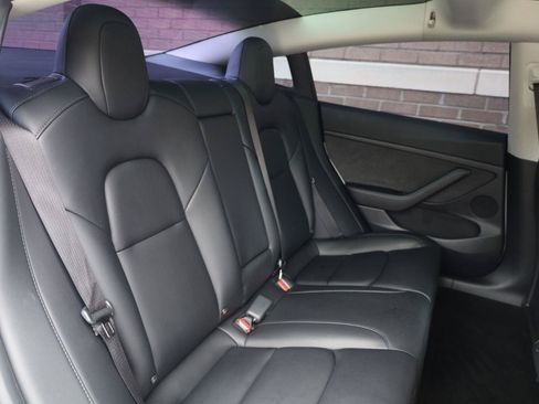 Used 2023 Tesla Model 3 Standard Range RWD image 22