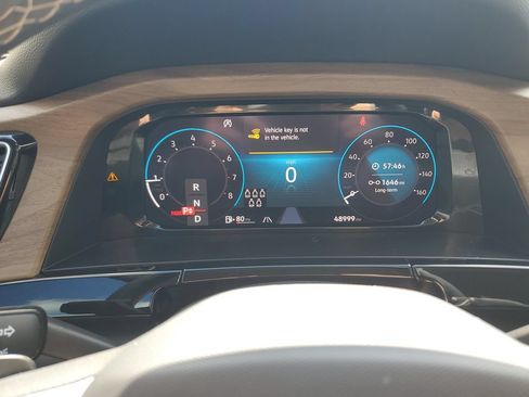 Certified 2024 Volkswagen Atlas SE FWD image 25