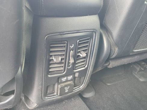 Used 2021 Jeep Grand Cherokee Limited AWD/4WD image 25