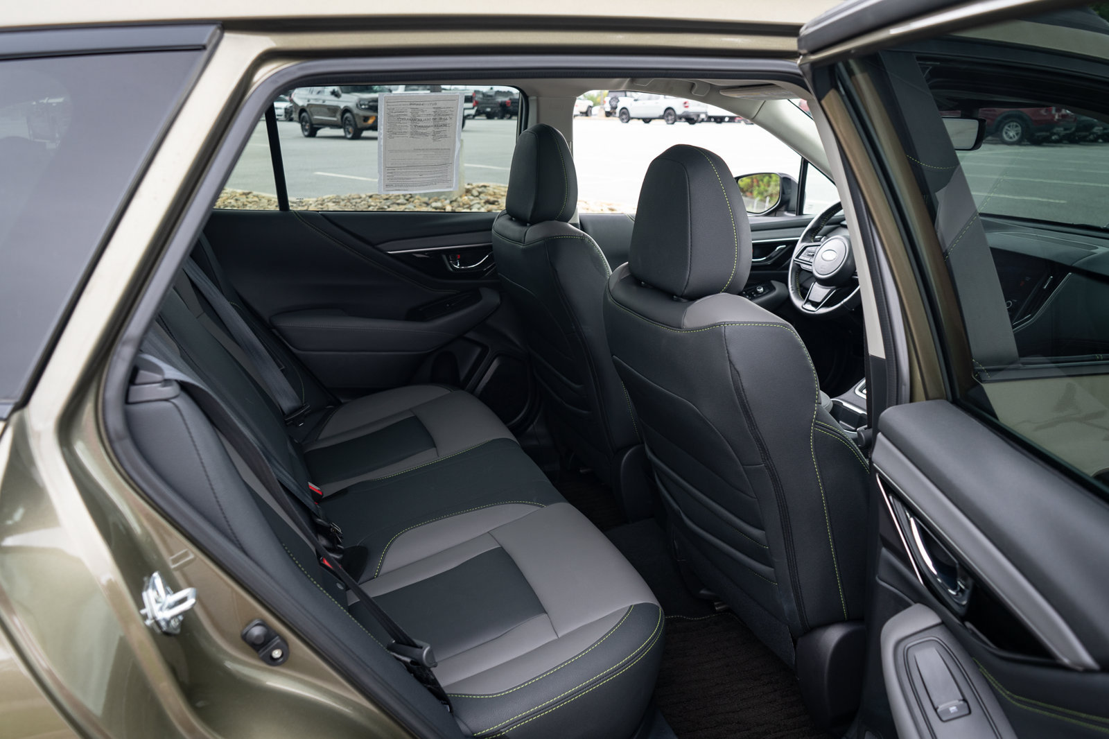 Used 2025 Subaru Outback Onyx Edition AWD/4WD image 21