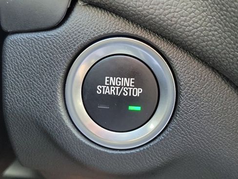 Used 2024 Chevrolet Equinox LT image 28