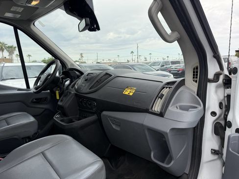 Used 2018 Ford Transit 250 138 image 25