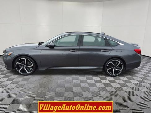 Used 2018 Honda Accord Sport image 9