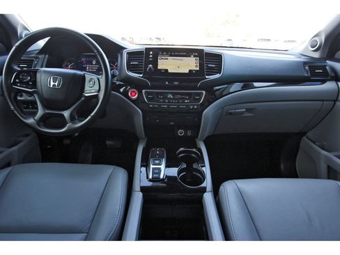 Used 2020 Honda Pilot Touring image 12
