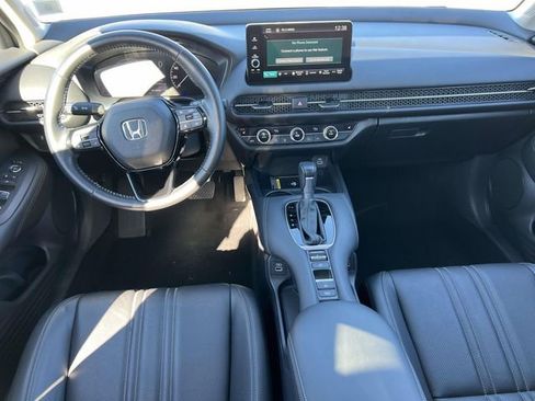 Used 2023 Honda HR-V EX-L image 11