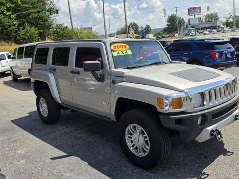Used 2009 HUMMER H3 AWD/4WD image 5