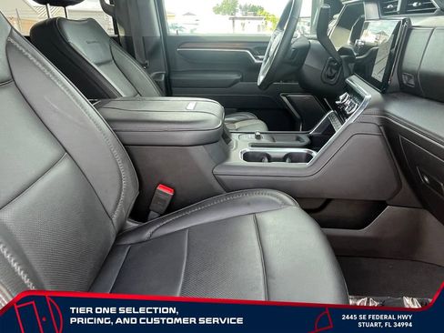 Used 2025 GMC Sierra 3500 Denali w/ Denali Reserve Package AWD/4WD image 20