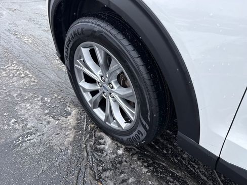 Certified 2021 Ford Explorer Limited image 14