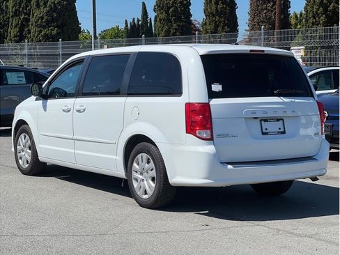 Used 2017 Dodge Grand Caravan SE w/ Power Window Group FWD image 6