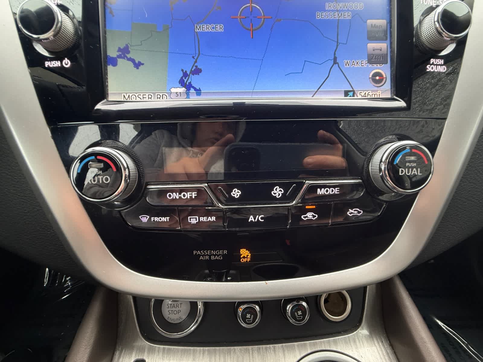 Used 2015 Nissan Murano Platinum w/ Platinum Technology Package AWD/4WD image 17