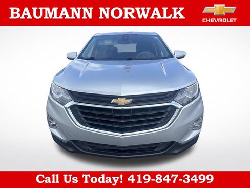 Used 2021 Chevrolet Equinox LT AWD/4WD image 2