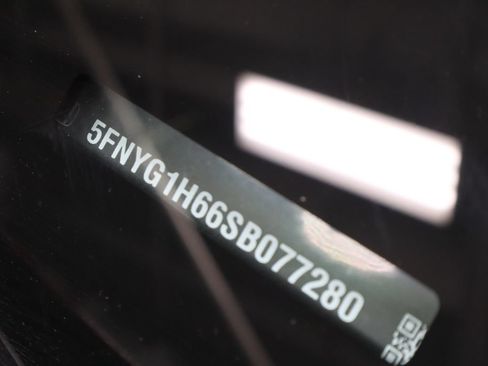Used 2025 Honda Pilot TrailSport image 37