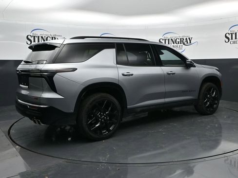 Certified 2024 Chevrolet Traverse RS w/ LPO, Floor Liner Package FWD image 7