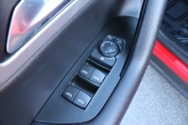 Used 2021 Chevrolet Blazer LT w/ Midnight/Sport Edition FWD image 11