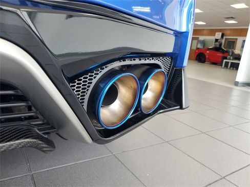 Used 2023 Nissan GT-R Premium image 11