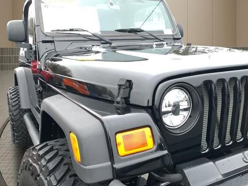 Used 2006 Jeep Wrangler Rubicon w/ Security Group AWD/4WD image 16