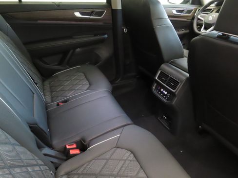 New 2026 Volkswagen Atlas SEL Premium R-Line image 27