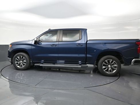 Used 2023 Chevrolet Silverado 1500 LT RWD image 2