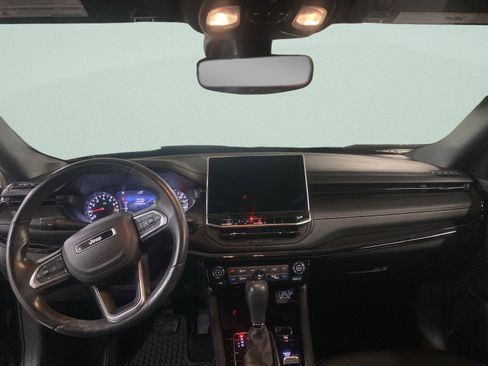 Used 2022 Jeep Compass Altitude w/ Convenience Group image 16