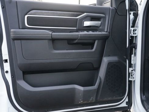 Used 2024 RAM 2500 Big Horn image 15