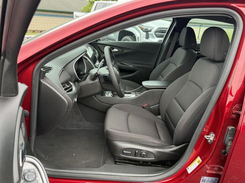 Used 2023 Chevrolet Malibu RS FWD image 13