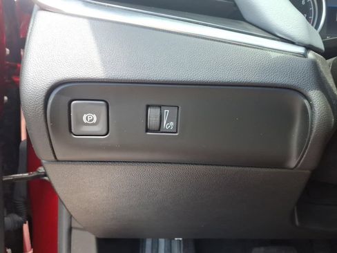 Used 2023 Buick Enclave Essence w/ Experience Buick Package FWD image 11