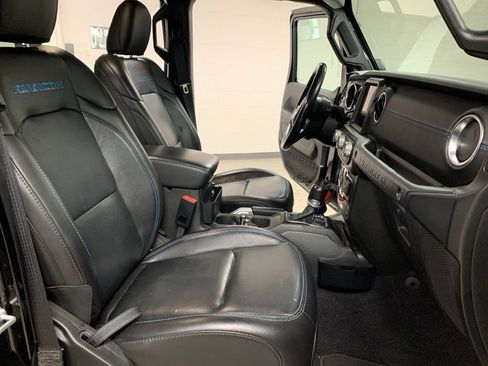 Used 2021 Jeep Wrangler Unlimited Rubicon 4xe w/ Steel Bumper Group AWD/4WD image 6