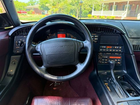 Used 1993 Chevrolet Corvette Convertible RWD image 58