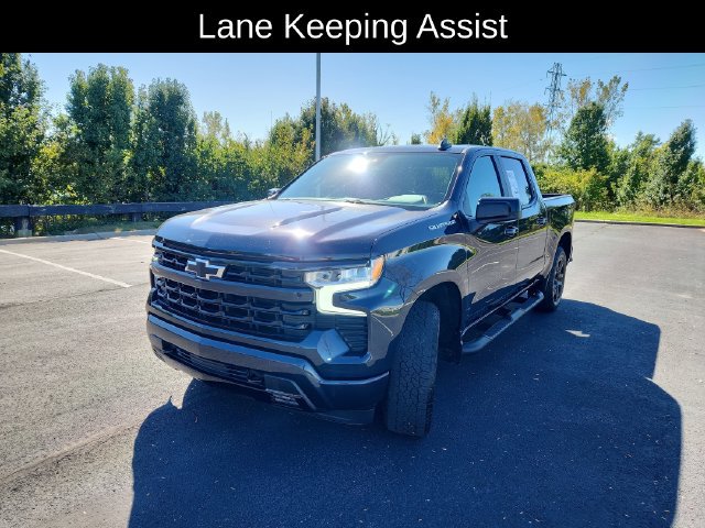Used 2023 Chevrolet Silverado 1500 RST AWD/4WD image 3