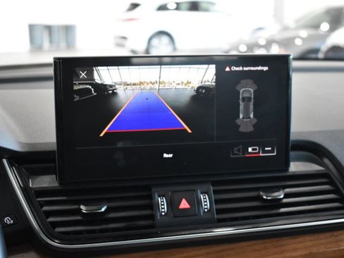 Used 2023 Audi Q5 2.0T Premium image 19